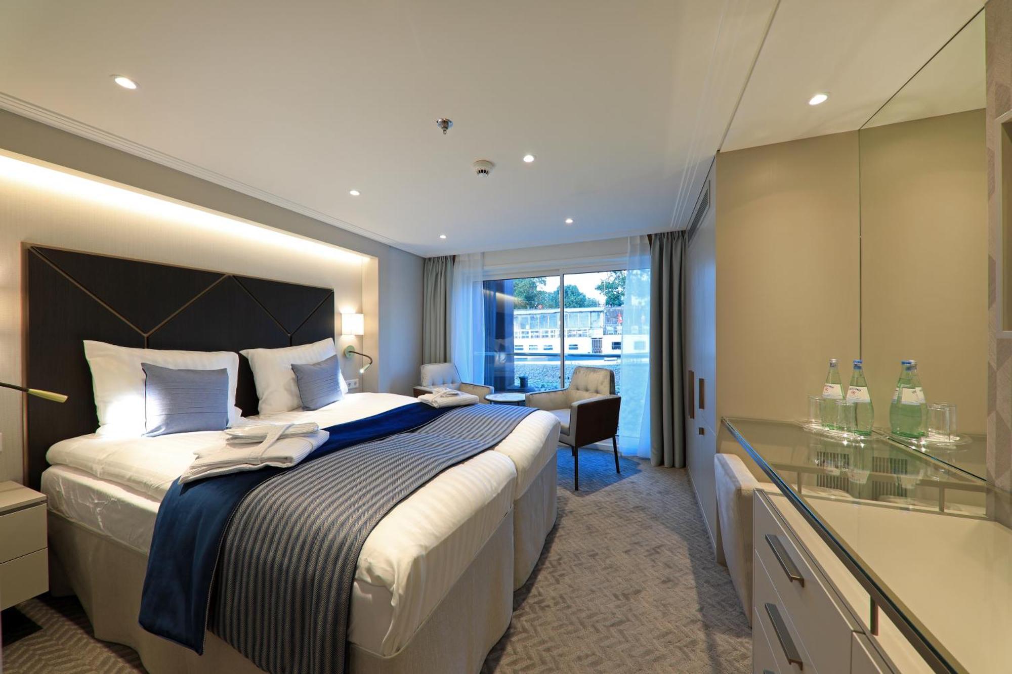 Hotelschiff Lady Diletta Cologne Exterior photo